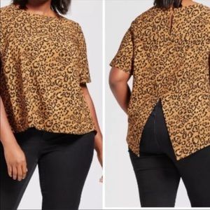 Ava & Viv leopard print top sz 1X